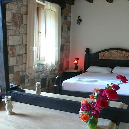 Hotel Sarajet E Pashait 1 Dhërmi Zimmer foto